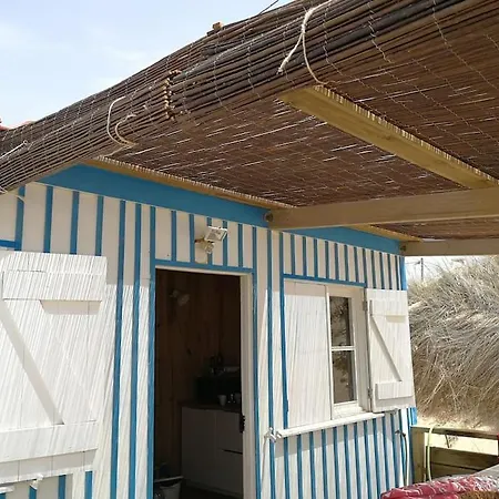 Lisbon Hut - Costa Caparica *