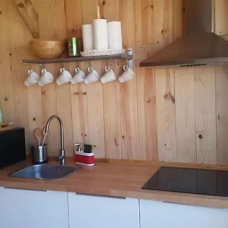 Alpesi faház Lisbon Hut - Costa Caparica