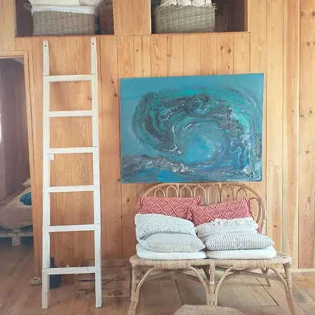 Lisbon Hut - Costa Caparica