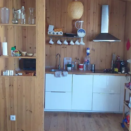 Alpesi faház Lisbon Hut - Costa Caparica