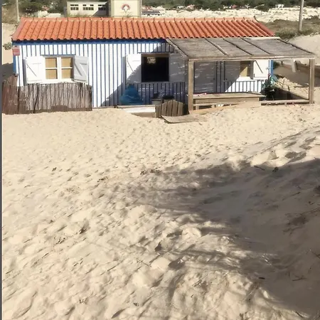 Lisbon Hut - Costa Caparica * Costa de Caparica