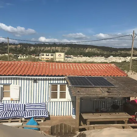 Alpesi faház Lisbon Hut - Costa Caparica