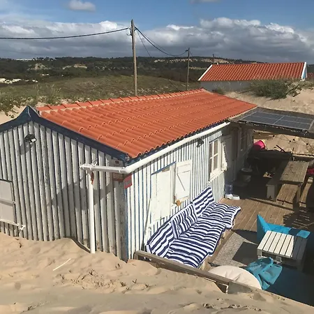 Lisbon Hut - Costa Caparica Alpesi faház