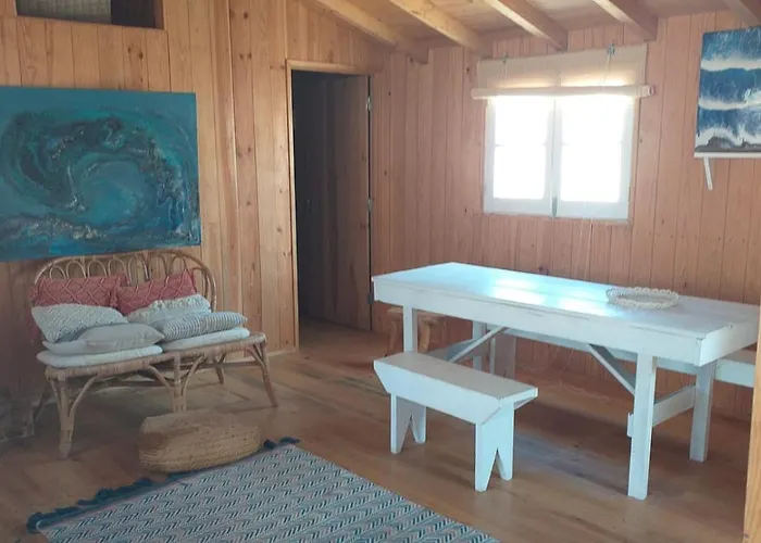 木屋 Lisbon Hut - Costa Caparica 卡帕里卡海岸